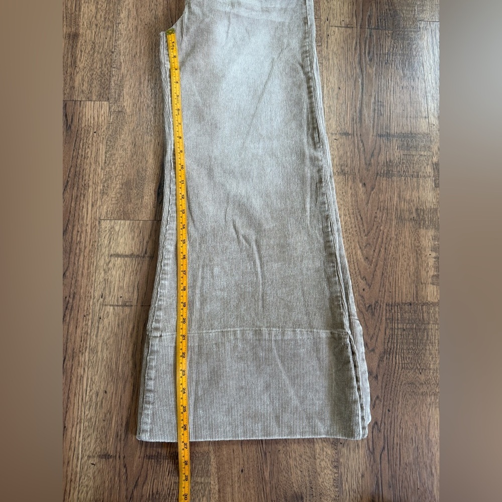 SO ME Women’s Beige Corduroy Wide-Leg Pants High Rise Pockets Button Zip L - Picture 5 of 10